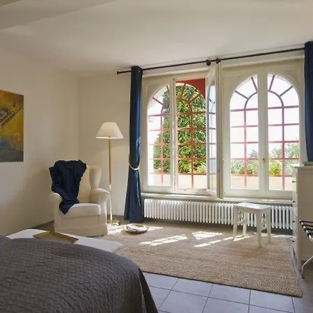 Sleeps 8 Pool Wifi